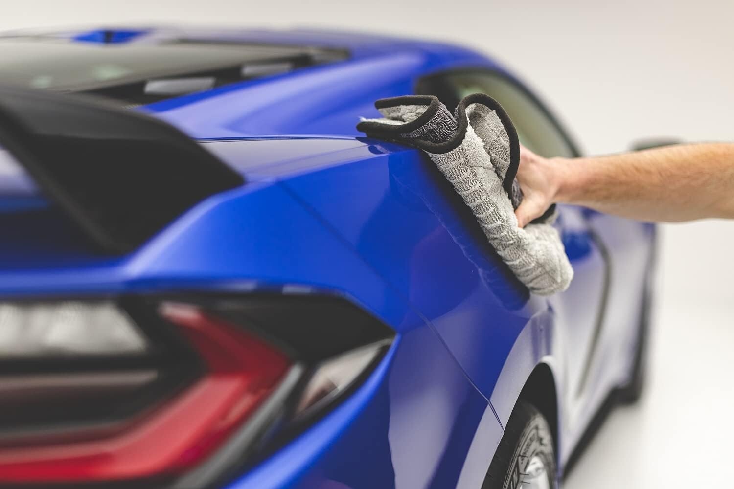 Gauntlet 20×30 Microfiber Vehicle Drying Towel – Patented Twist Loop Technology