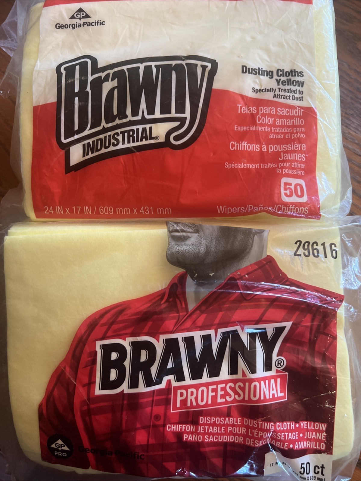 Brawny Professional 29616 Disposable Dusting Cloths 17 x 24 in. Yellow 100ct