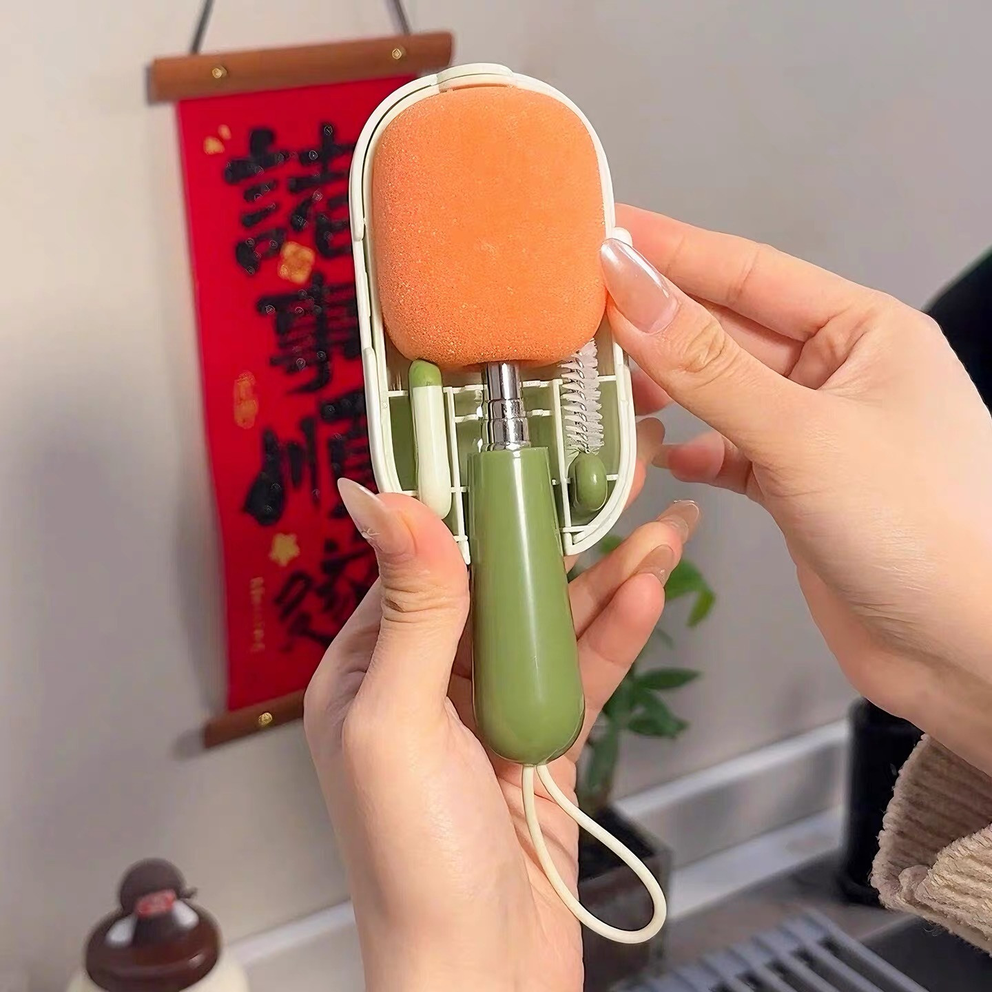 3 in 1 Portable Scalable sponge cup brush, Cup Cover Cleaning Brush Household