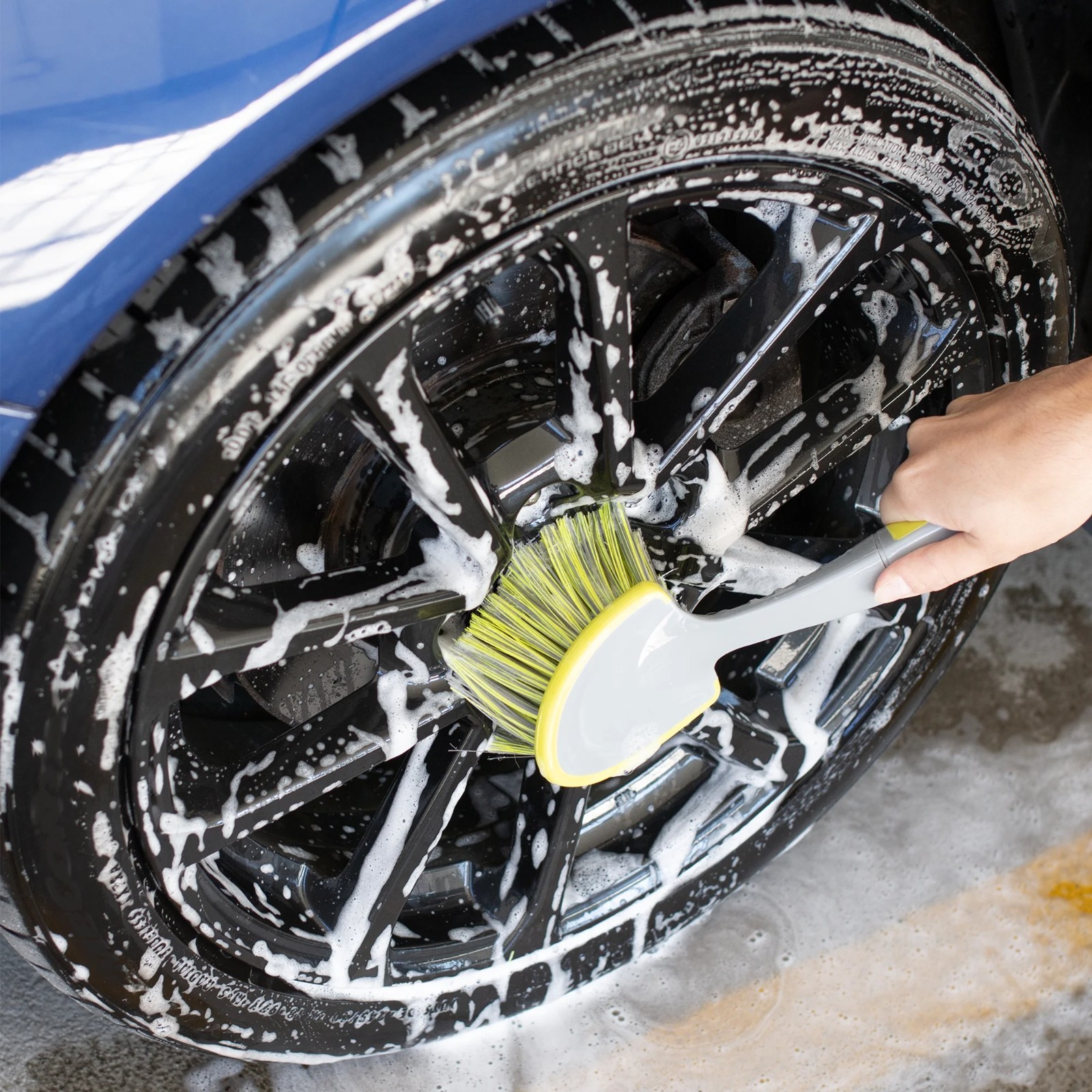 Auto Drive Car Scrub Brush 13-inch for Wheels and Tires Cleaning