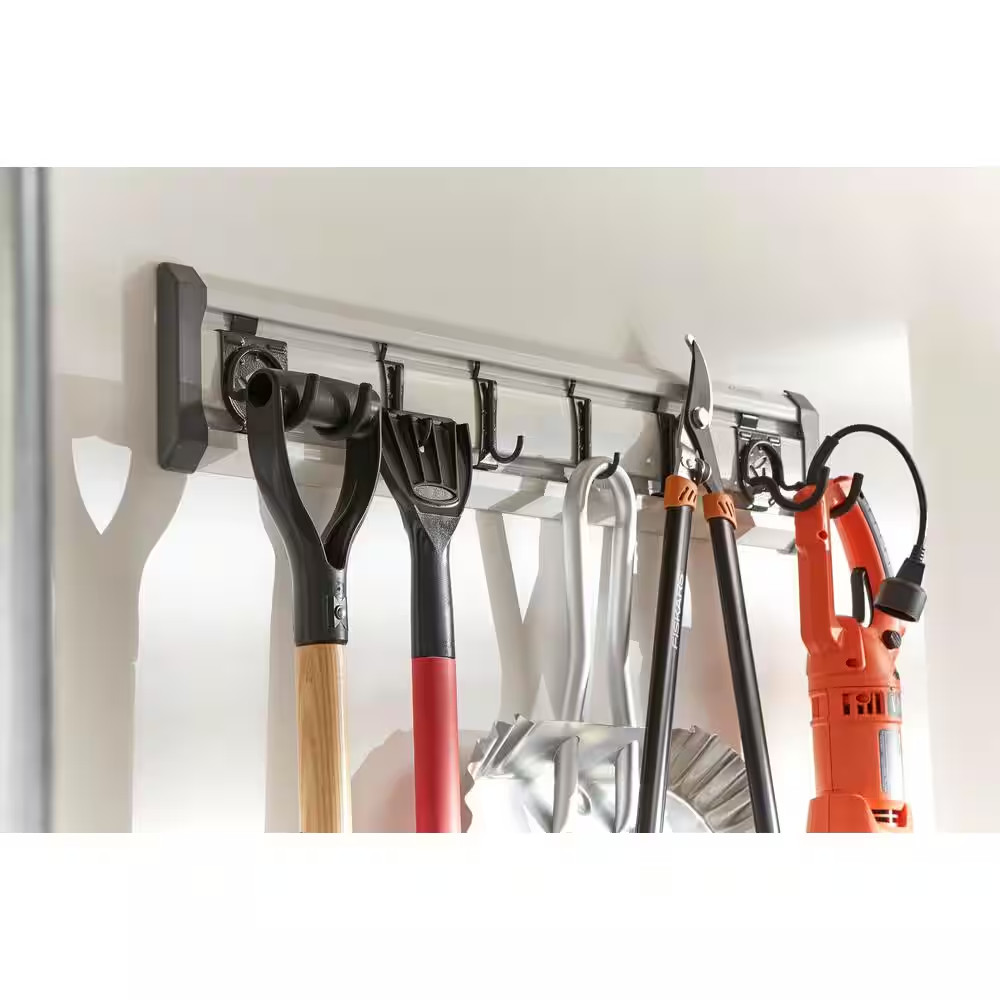 Professional 17 In. Aluminum Dust Pan