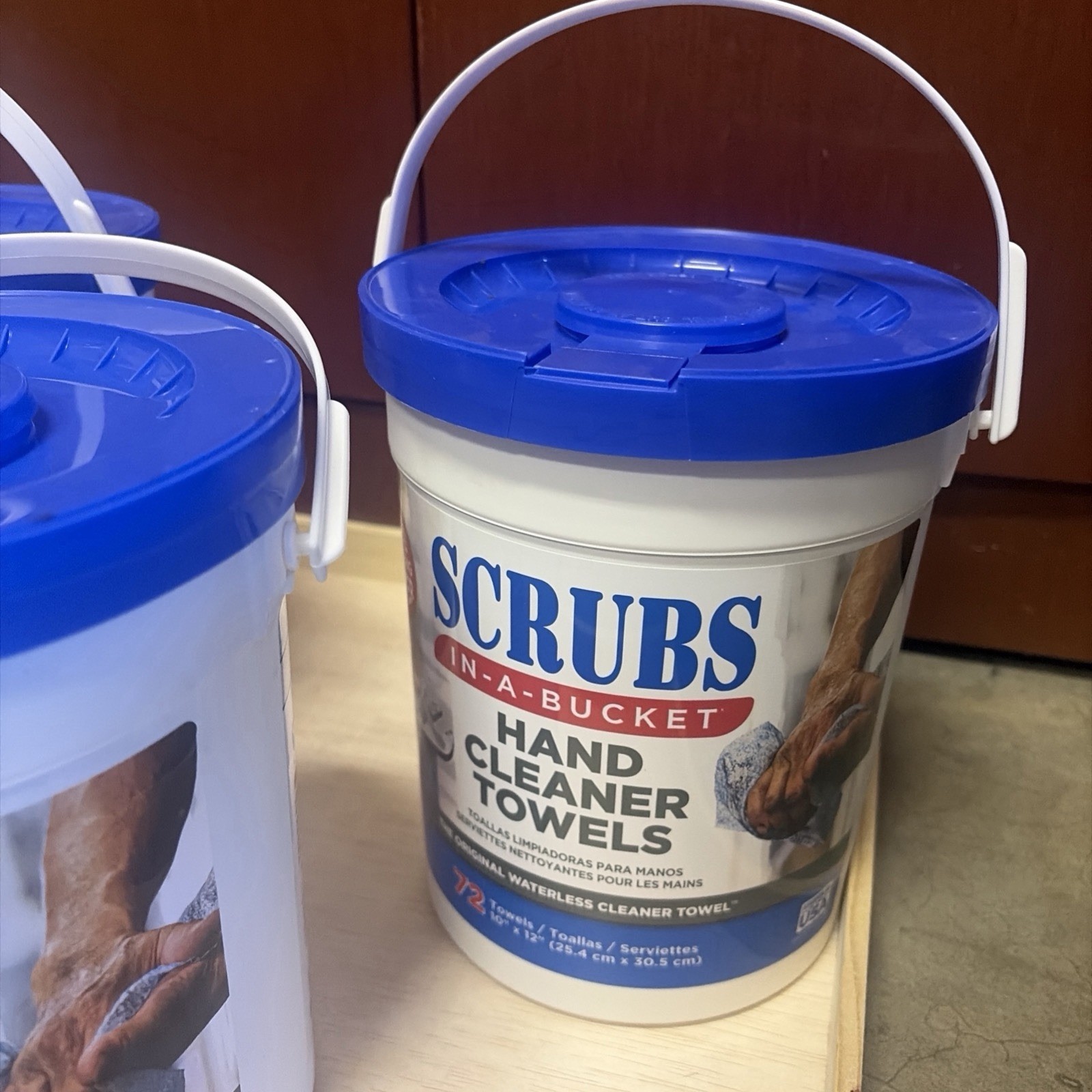 Scrubs In-A-Bucket Hand Cleaner Towels 72 Count Waterless Cleaning Wipes Lot 3