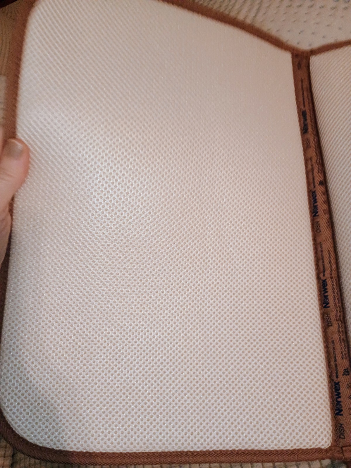 Norwex Dish Mat Netted micro Fiber Antibacterial Baclock Quick Air Dry Brown