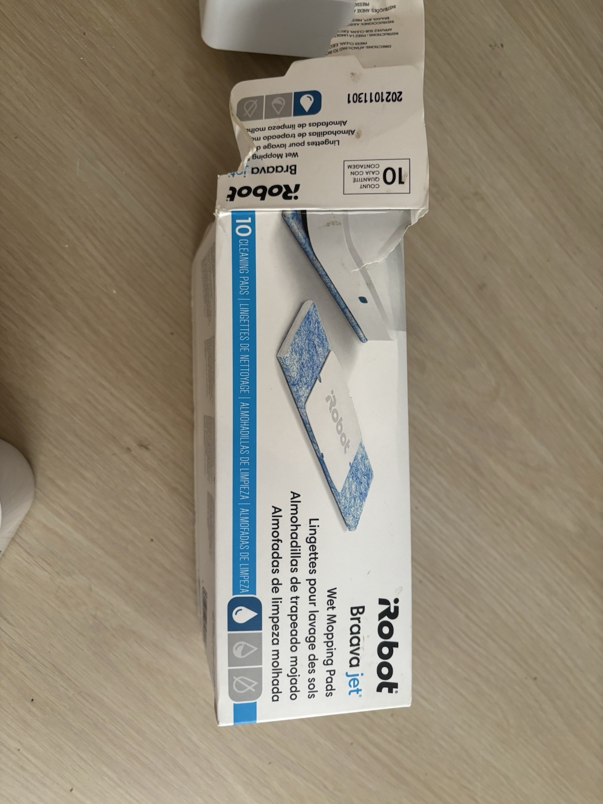 iRobot Braava Jet Mopping Robot with Charger & Pads –