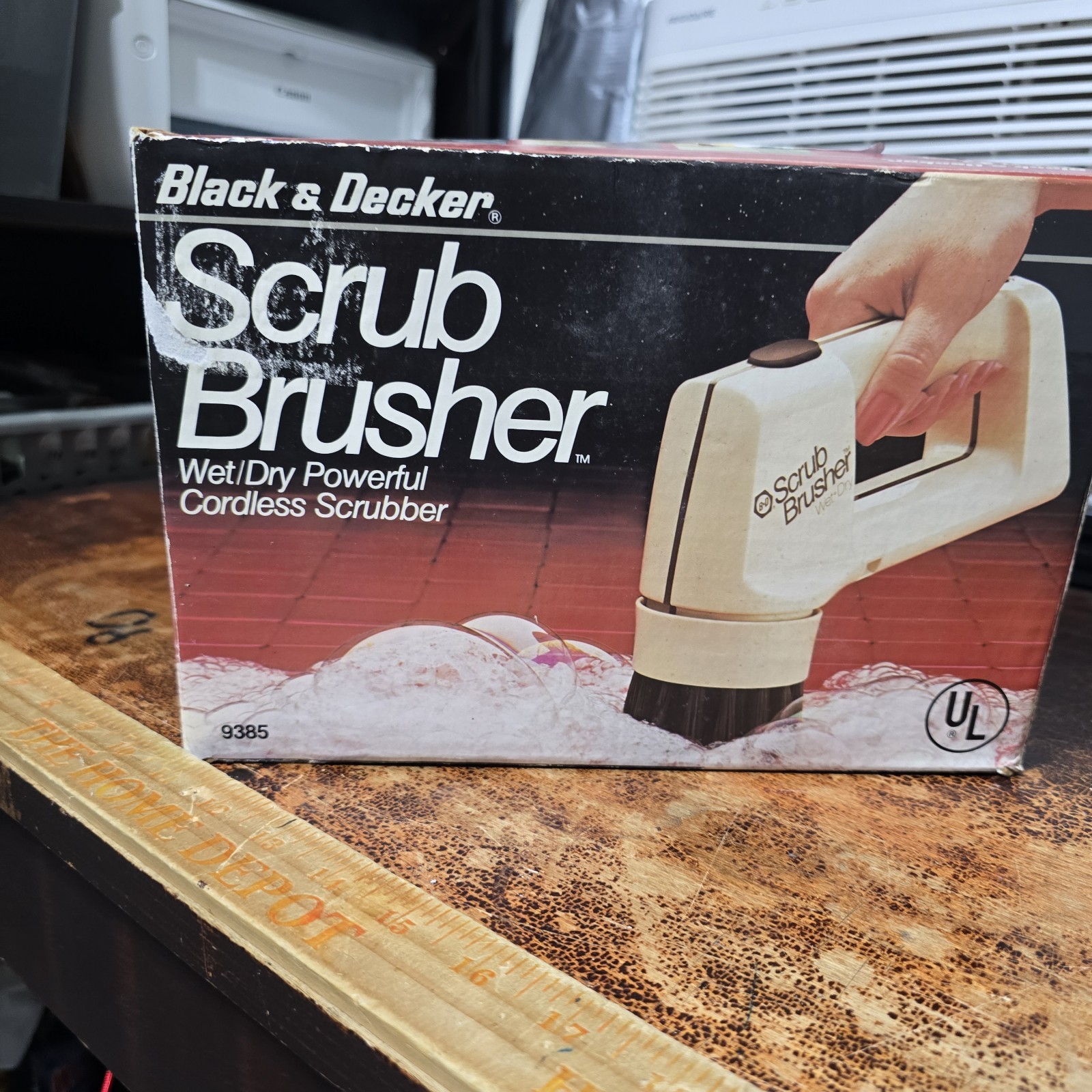 Black & Decker Scrub Brush