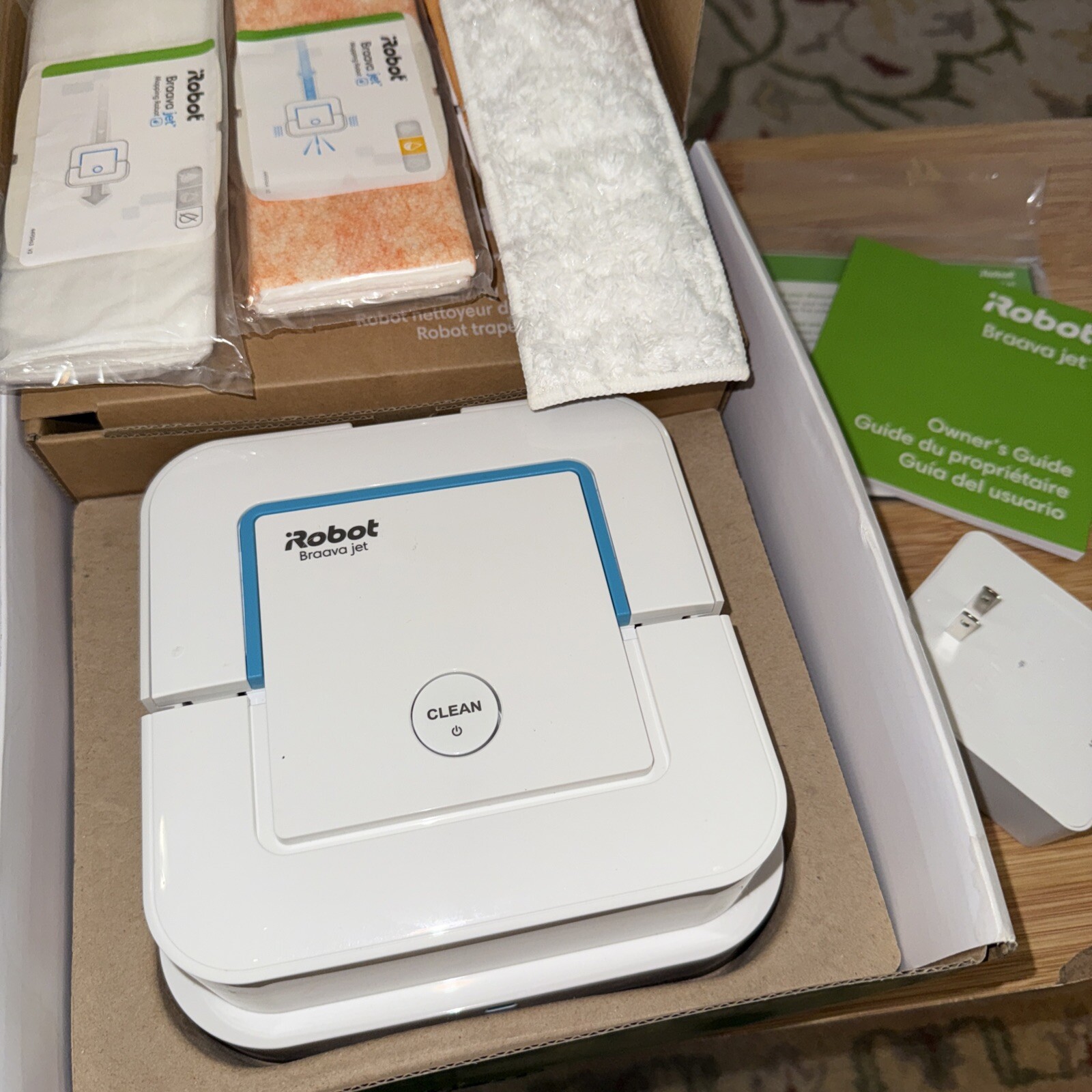 iRobot Braava Jet 240 Mopping Smart Robot Bluetooth Clean Hardwood/Tile/Stone