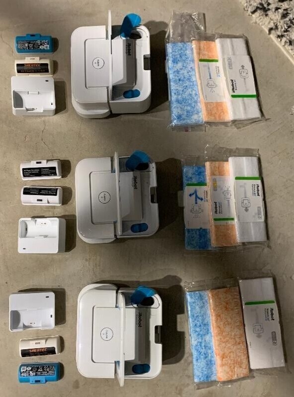 iRobot BRAAVA JET 240 SUPERIOR ROBOT MOP🤖 + 🔋Batteries 🔌Charger💧Mopping Pads