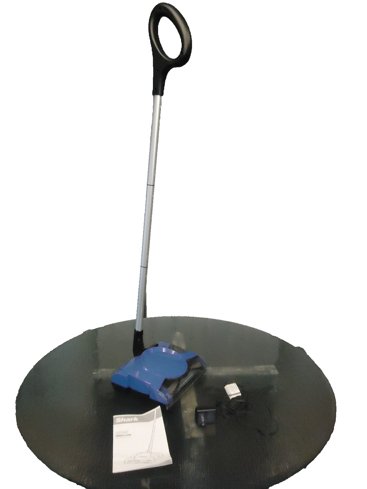 SHARK CORDLESS FLOOR & CARPET SWEEPER V2700Z PURPLE ( only used once ) #