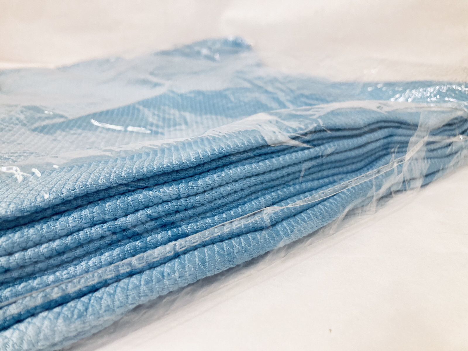 Towels By Doctor Joe ULTRA-55BLU 16×24 Micro Detailing Glass Towel BLUE 12 PACK