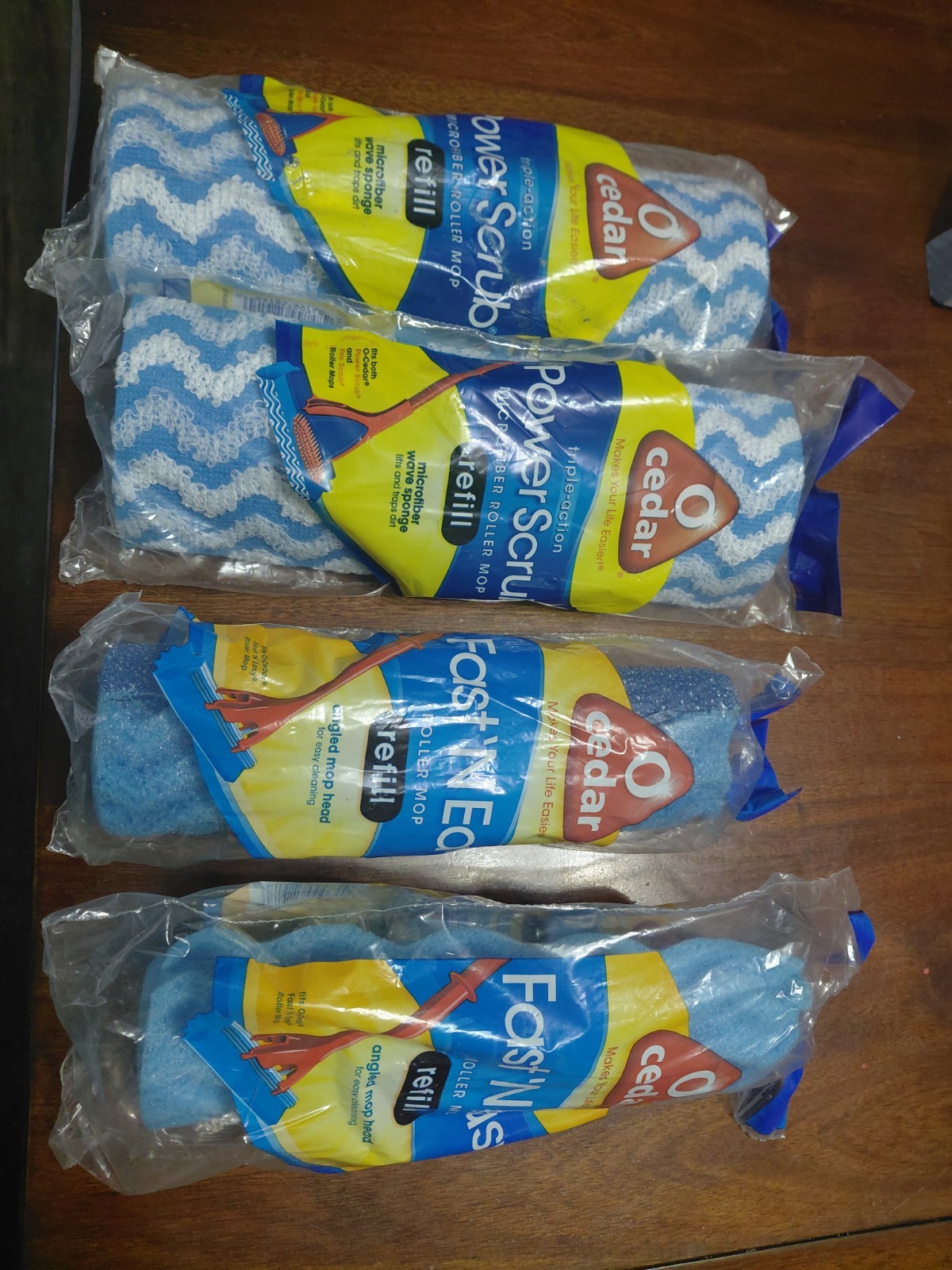 2 O Cedar Power Scrub and 2 Fast n Easy Refills, New In Package
