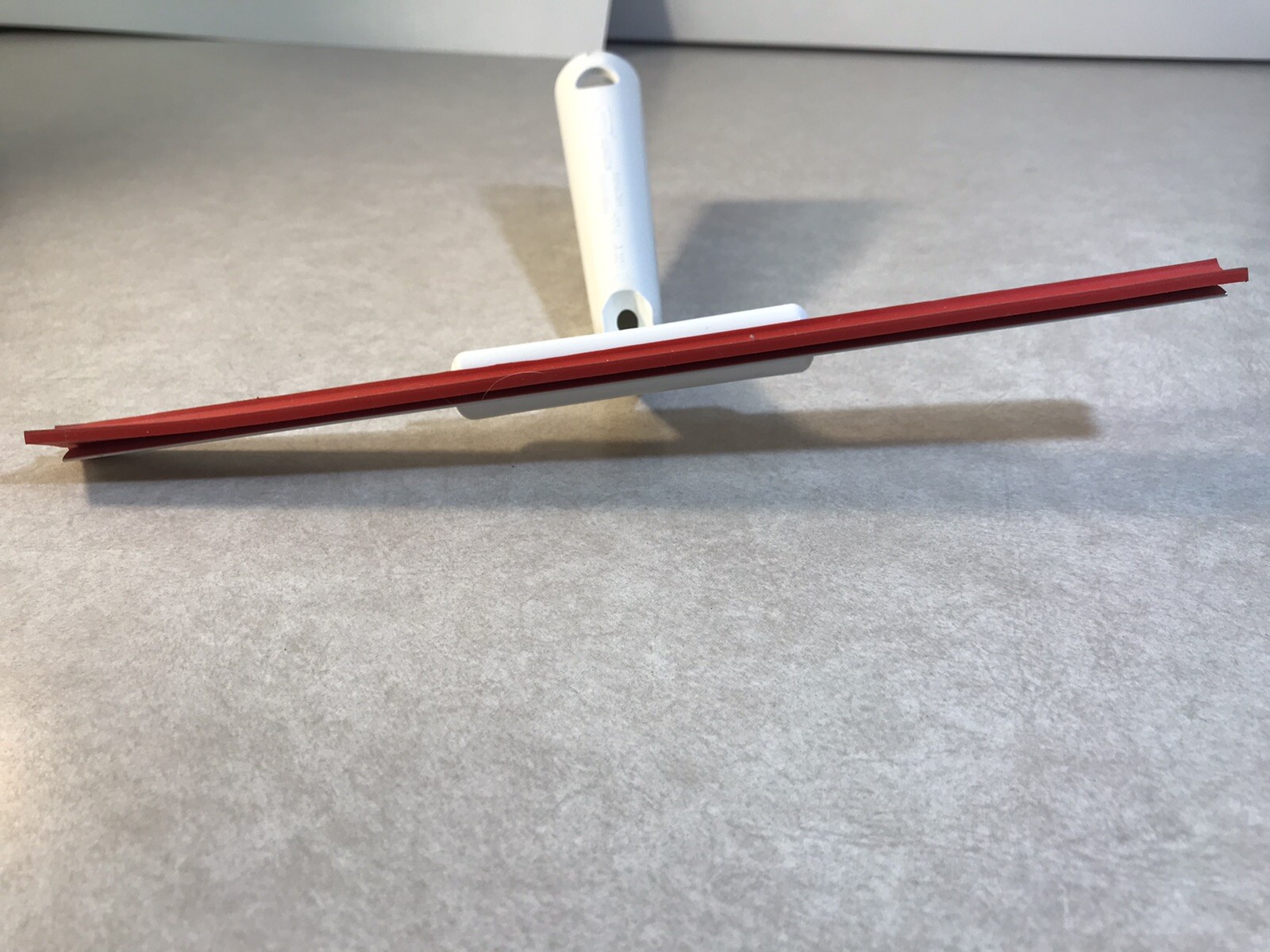 Ikea Lillnaggen Shower Squeegee Car Window Bathroom Red White UK-ZH
