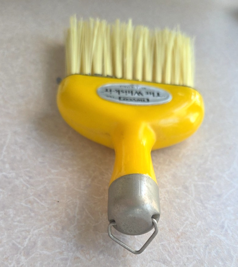 Vintage The Whisk-it Collectors 8 in. Broom by Nevco Model 196 ITALY