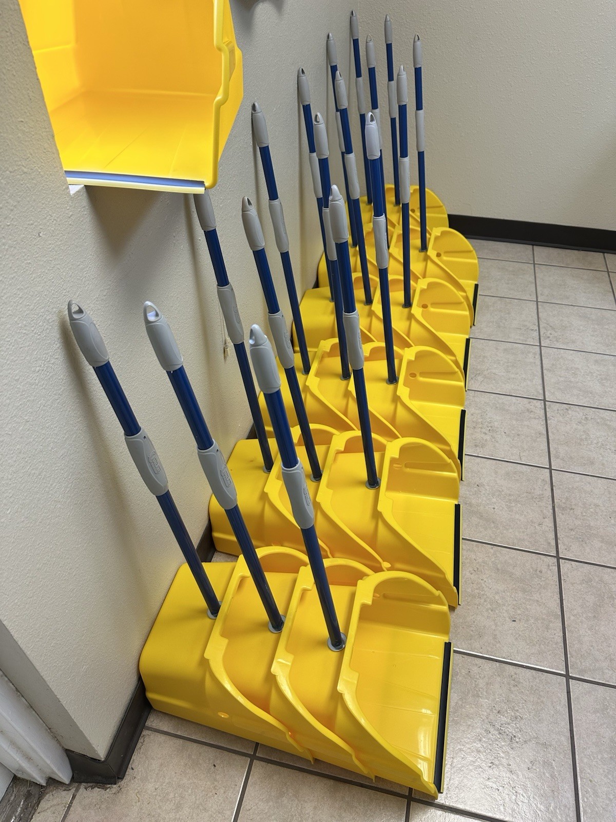 Quickie Non-Tilt Large Yellow Dustpans with Metal Handles – LOCAL PICKUP ONLY