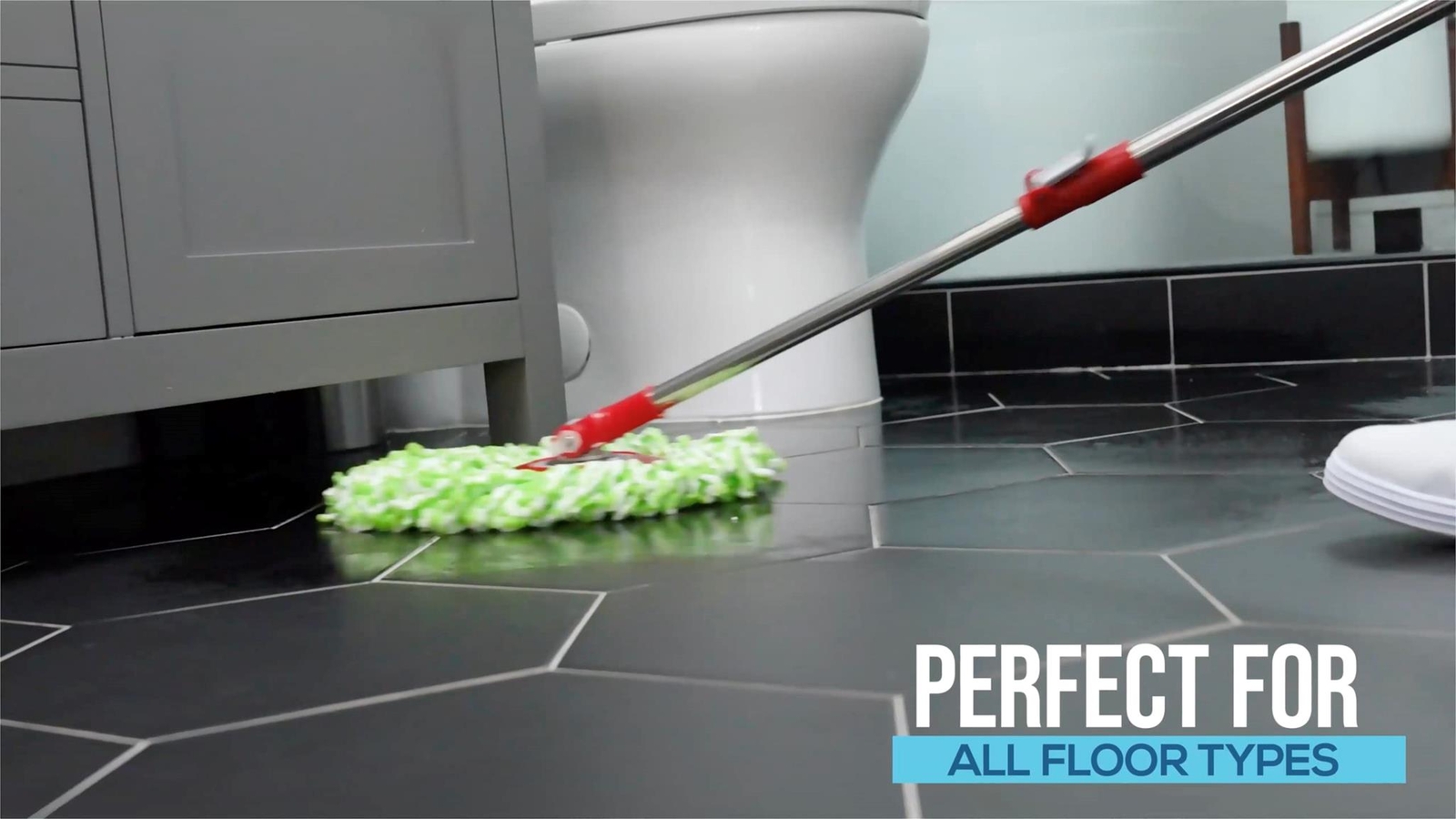 SIMPLI-MAGIC 79349 Spin Mop Cleaning System with 3 Microfiber Mop Heads, Red/GRA