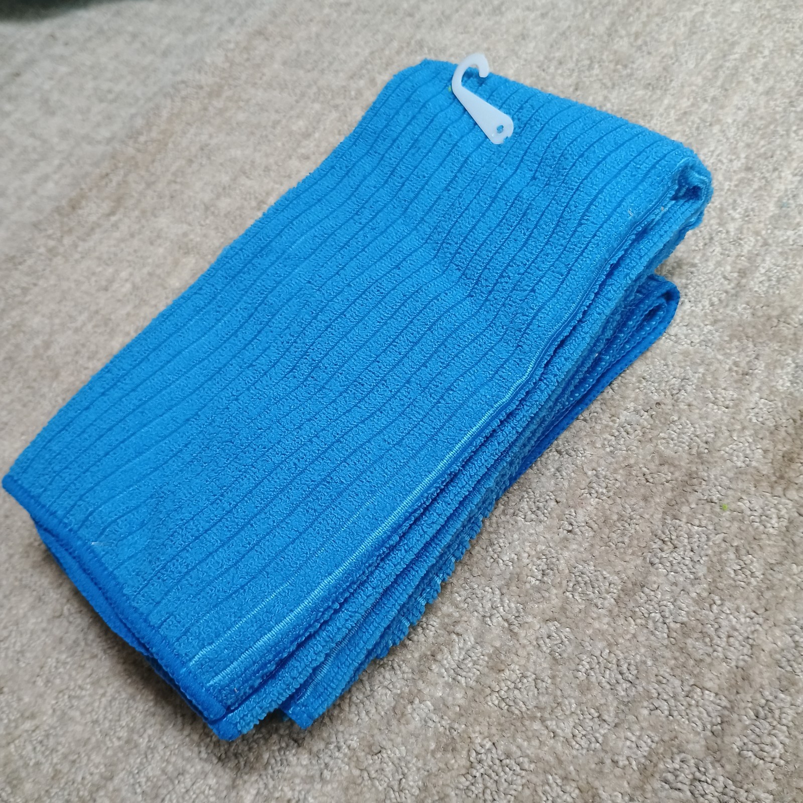 Colored Microfiber Cleaning Cloths – Soft, Reusable & Multi-Purpose