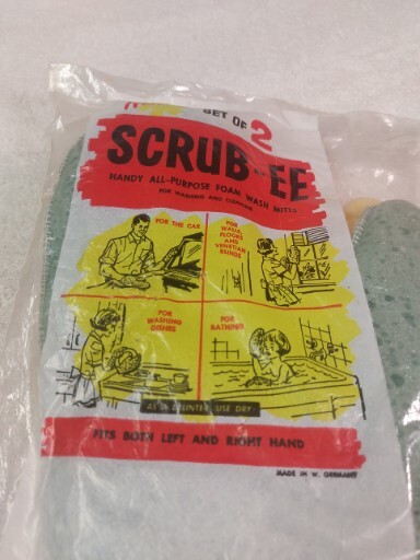 Scrub-ee Handy All-Purpose Foam Wash Mitts Vintage Kitchen Made In Germany F-S