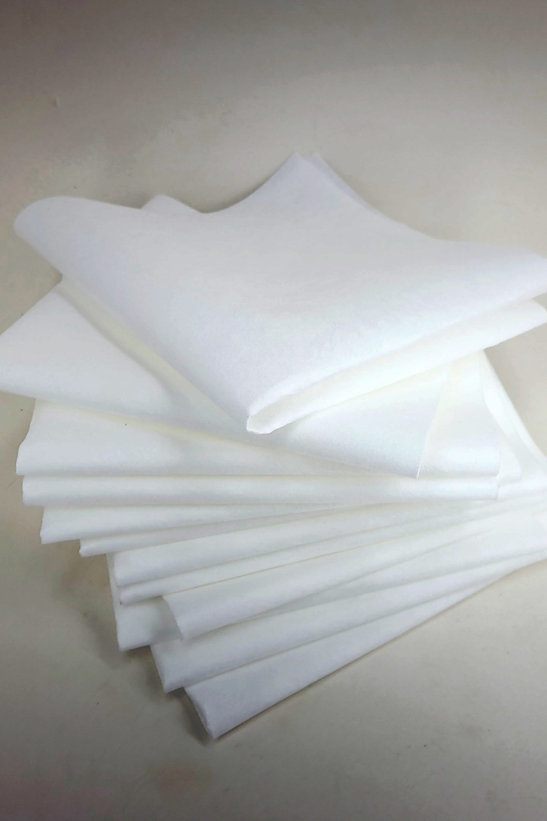 12-Pack XL Streak-Free Glass and Window Cleaning Cloths – Non-Woven Microfiber