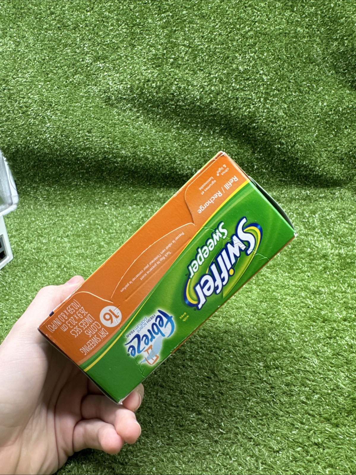 Swifter Sweeper Citrus Scent Disposable Dry Sweeping Cloths Deep Ridge. s3