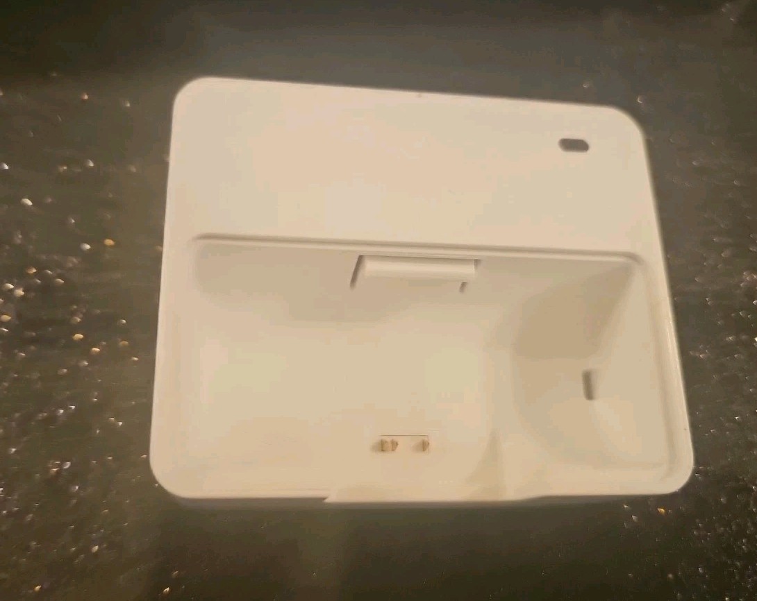 iRobot Braava Jet 240 Robot Mop w/ Charger & 10 Pads – Tested, Works Great