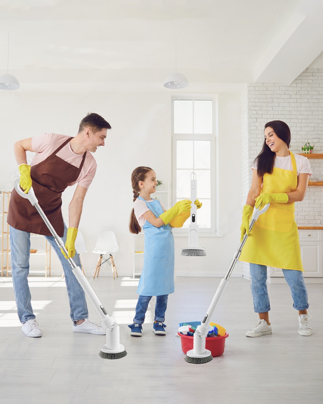 Electric Spin Brush with Long Handle 7 Replaceable Brush Heads Battery Operated