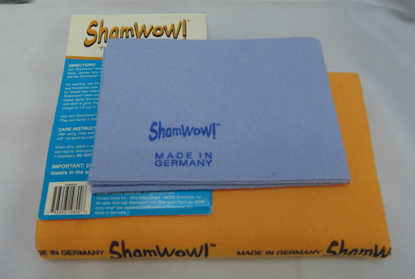 ShamWow Super Absorbent Towels Germany 2008 Fitness Quest 1 Large, 1 Small/Mini