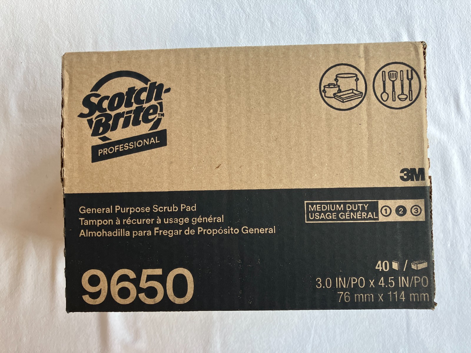 3M Scotch-Brite 9650, 3” x 4.5” Medium Duty Scouring Pads, 40/Box, 59166
