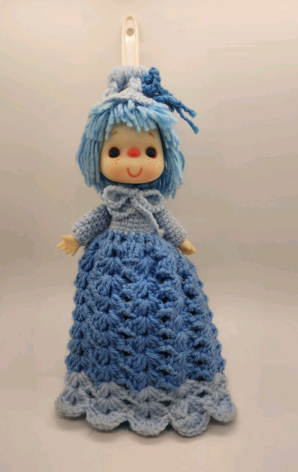 Viking Ind. Blue Feather Duster Strawberry Shortcake Doll w/Blue Crotchet Dress