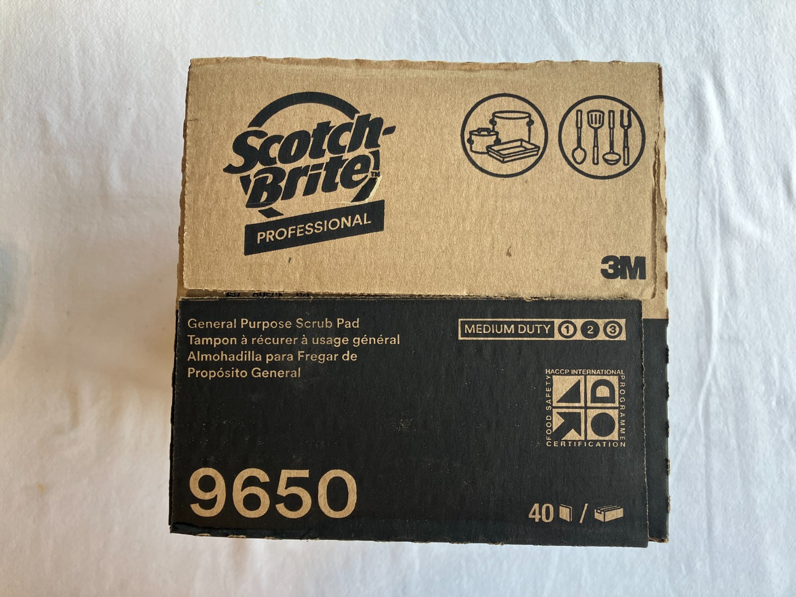 3M Scotch-Brite 9650, 3” x 4.5” Medium Duty Scouring Pads, 40/Box, 59166