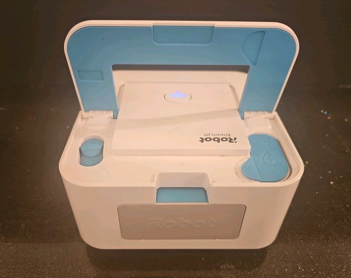 iRobot Braava Jet 240 Robot Mop w/ Charger & 10 Pads – Tested, Works Great