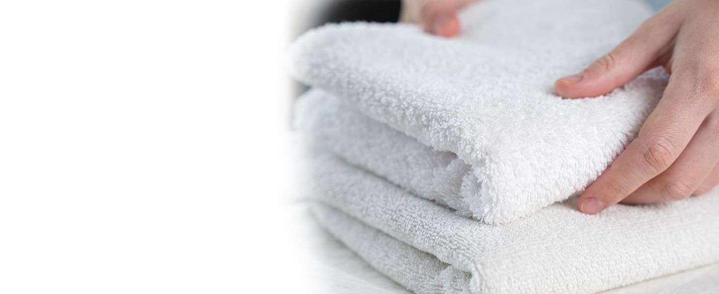 Pack of 4 Extra Large Bath Towels 30 x 60 Inches, 100% Cotton, Larger & Lighter