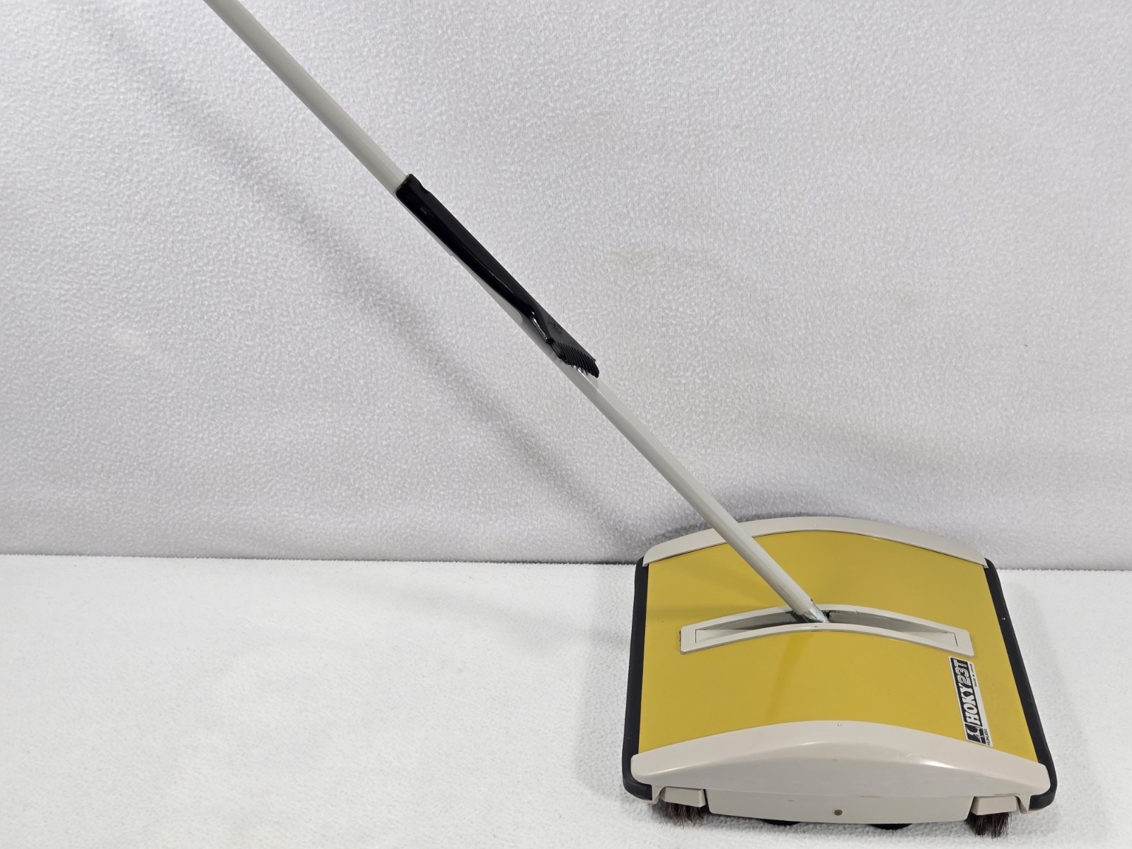 Vintage Hoky 23T Push Carpet Floor Sweeper Cordless Vacuum Cleaner Japan Hukuba