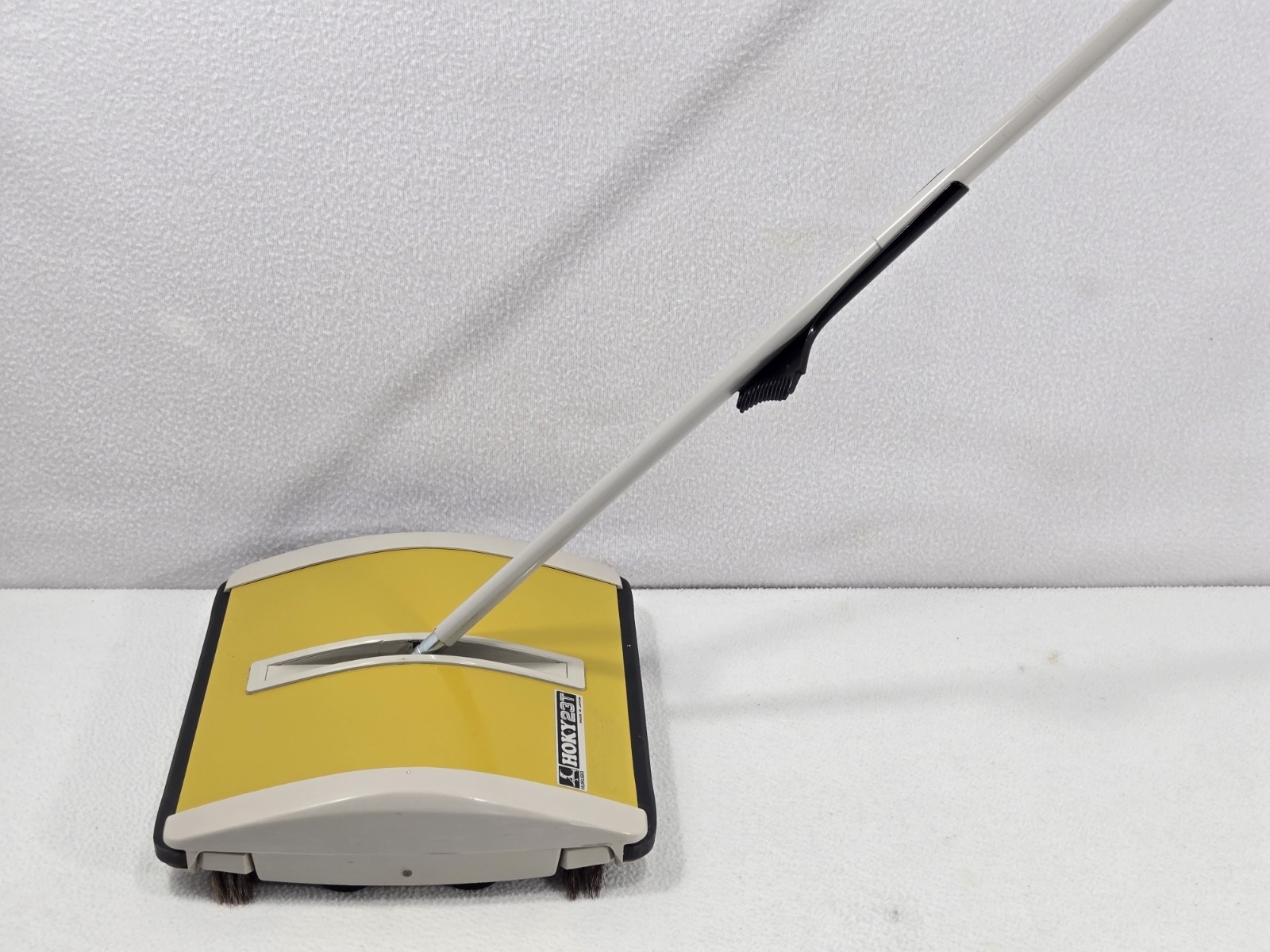 Vintage Hoky 23T Push Carpet Floor Sweeper Cordless Vacuum Cleaner Japan Hukuba