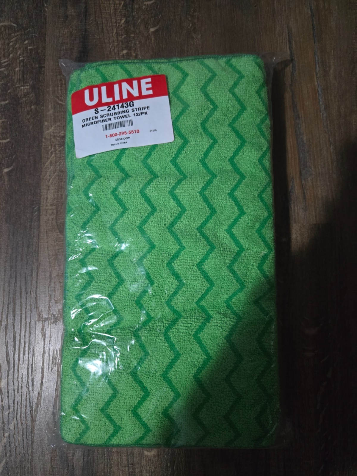 Green Microfiber Towels, 16×16 12-pack, NEW