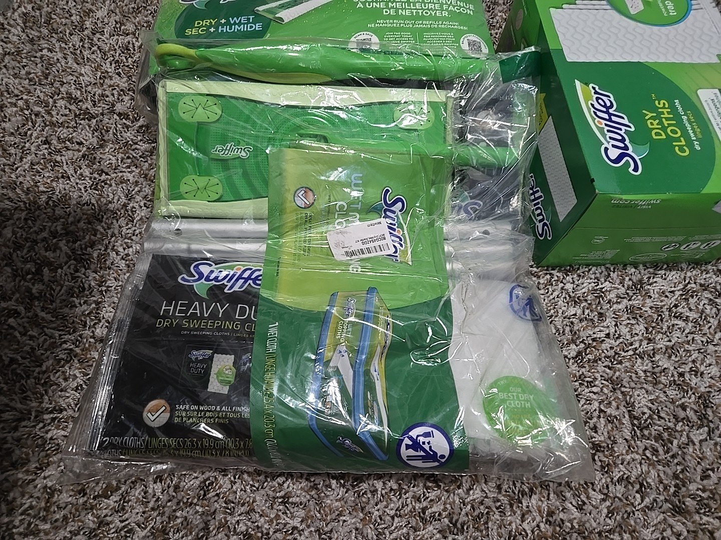 2 PC – LOT Swiffer Sweeper Cleaner Dry Wet Mop Starter Kits Plus 52pk Dry Cloths