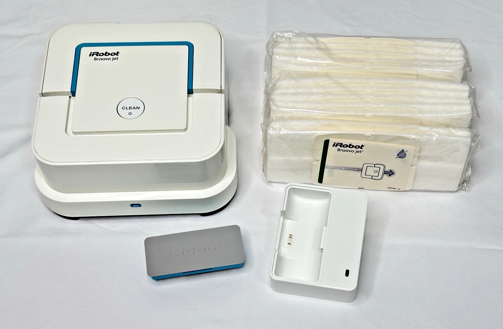 IRobot Braava 240 Jet Spray Mop Device With Dry Sweeping Pads, Charger & Battery