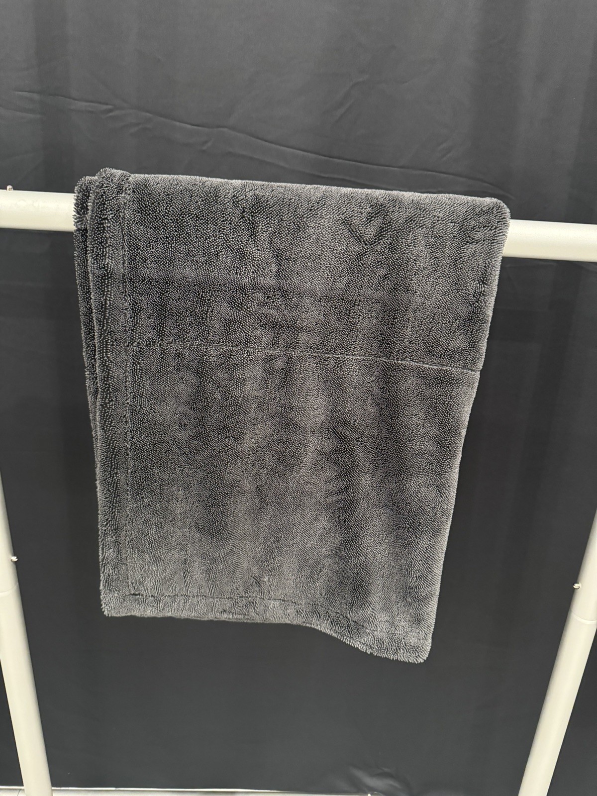 Water Absorbing Car Wash Microfiber Drying Towel Twisted Loop 27 x 35″ 1500GSM