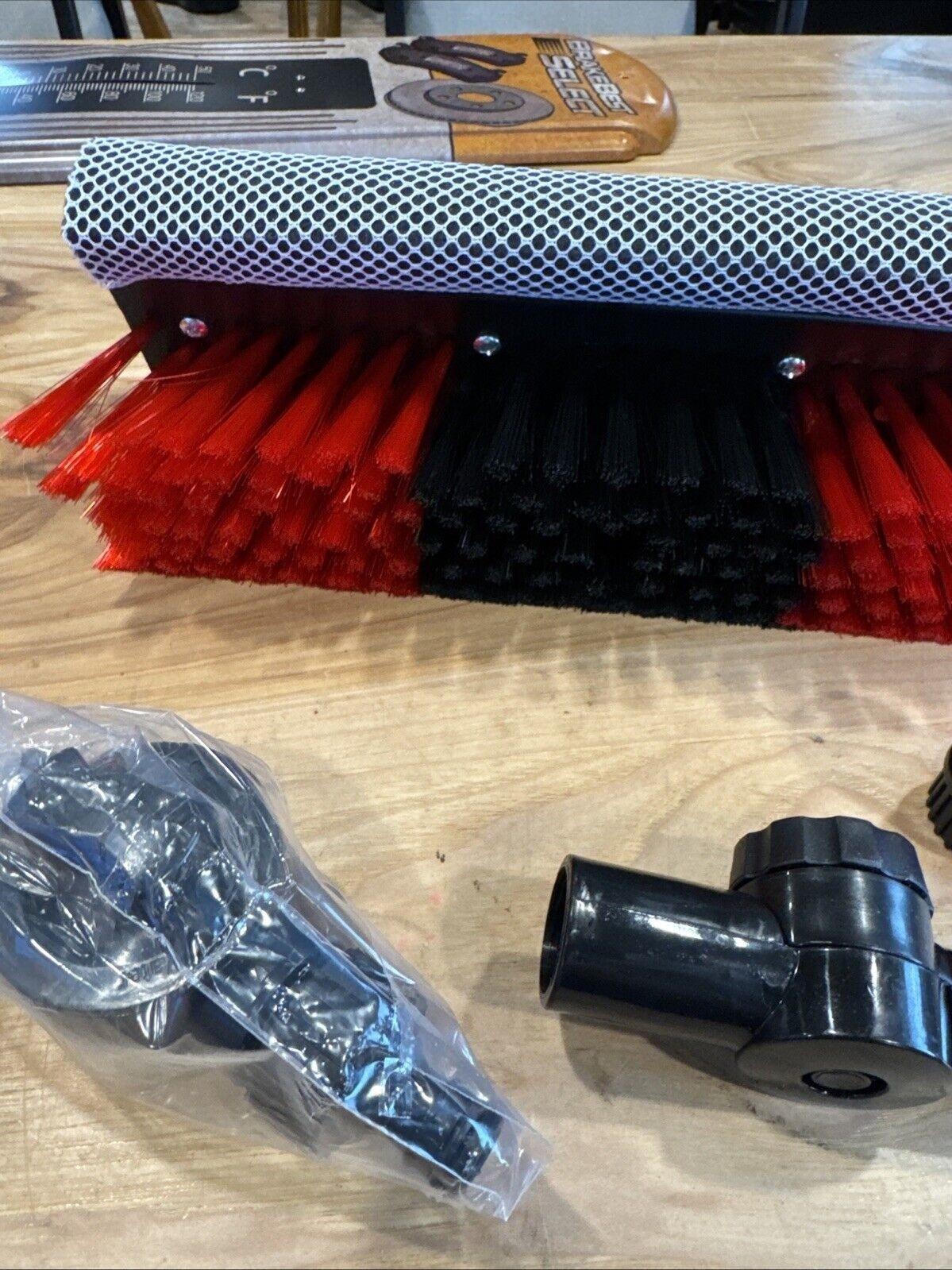 Window Cleaning Brush Head for Solar Panel Washing Water Flow Through（No Pole）
