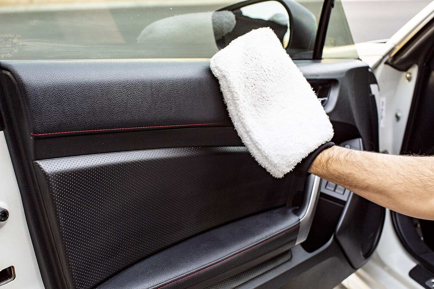 Meguiar’S X3002 Microfiber Wash Mitt, Super-Thick, Reusable Wash Mitt for Ultima