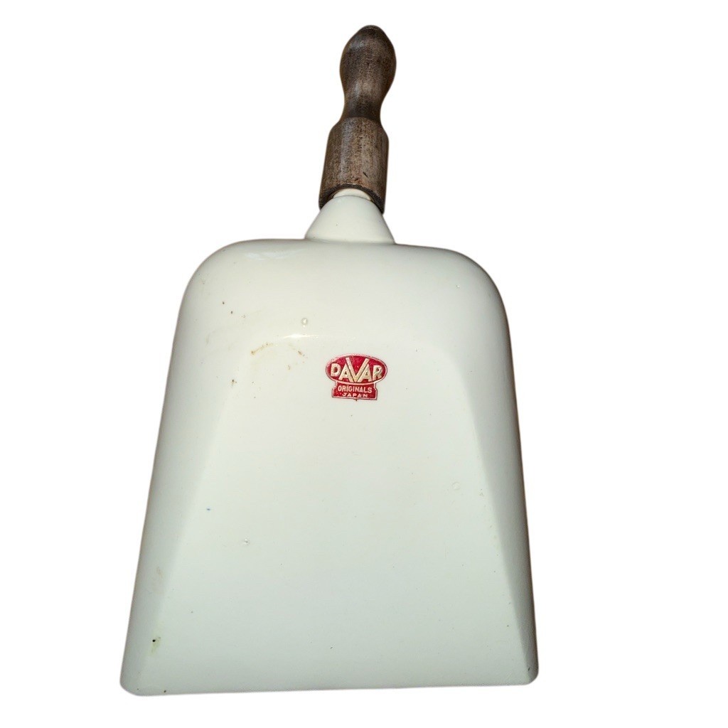 Davar Originals Vintage Handheld Crumb Sweeper Dust Pan Wood Handle 6 in Japan