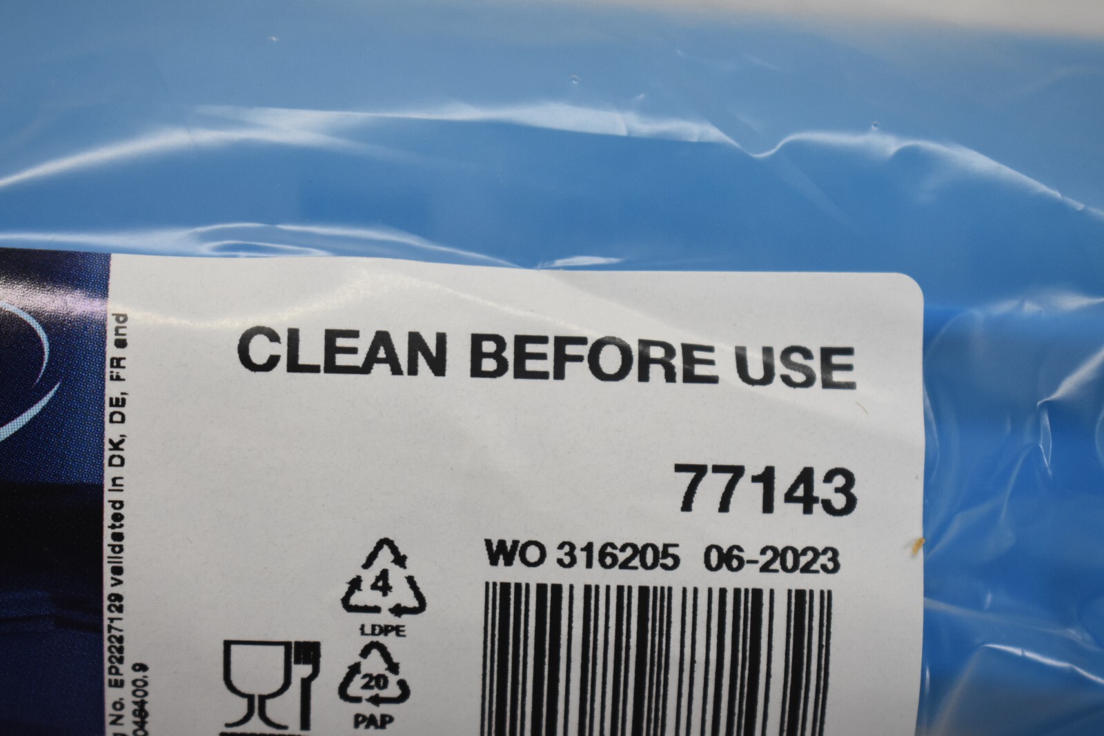 Vikan 77143 24″ Single Blade Ultra Hygiene Floor Squeegee Head Blue Replacement
