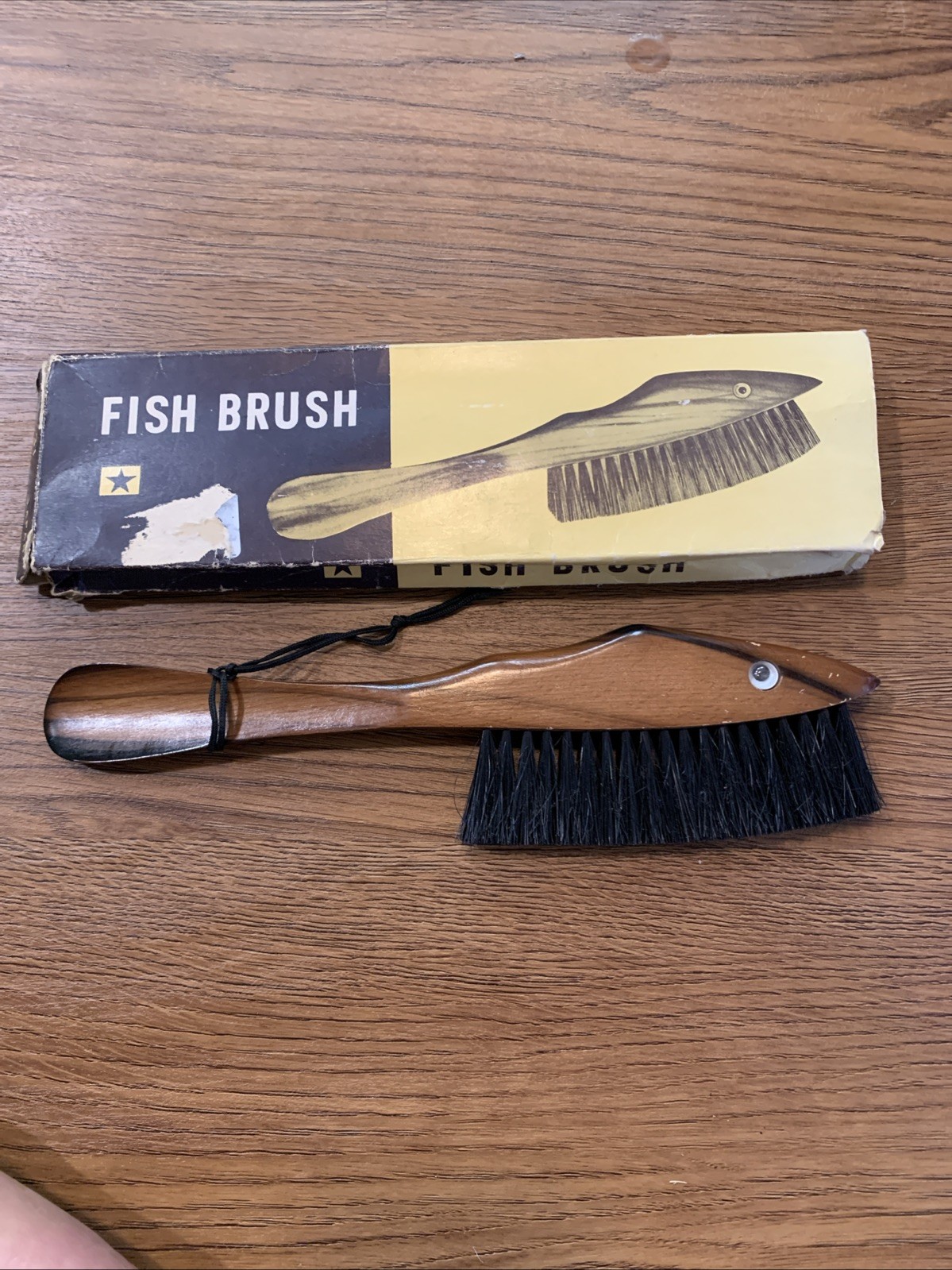 Vintage Novelty “Fish Brush” With Original Box Made In Japan B-13 Cabin Fishing
