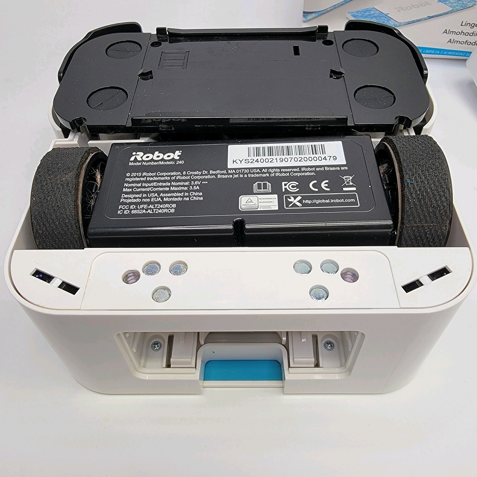 NICE – iRobot Braava Jet 240 Robot Mop Wet/Damp/Dry WITH Pads Battery & Charger
