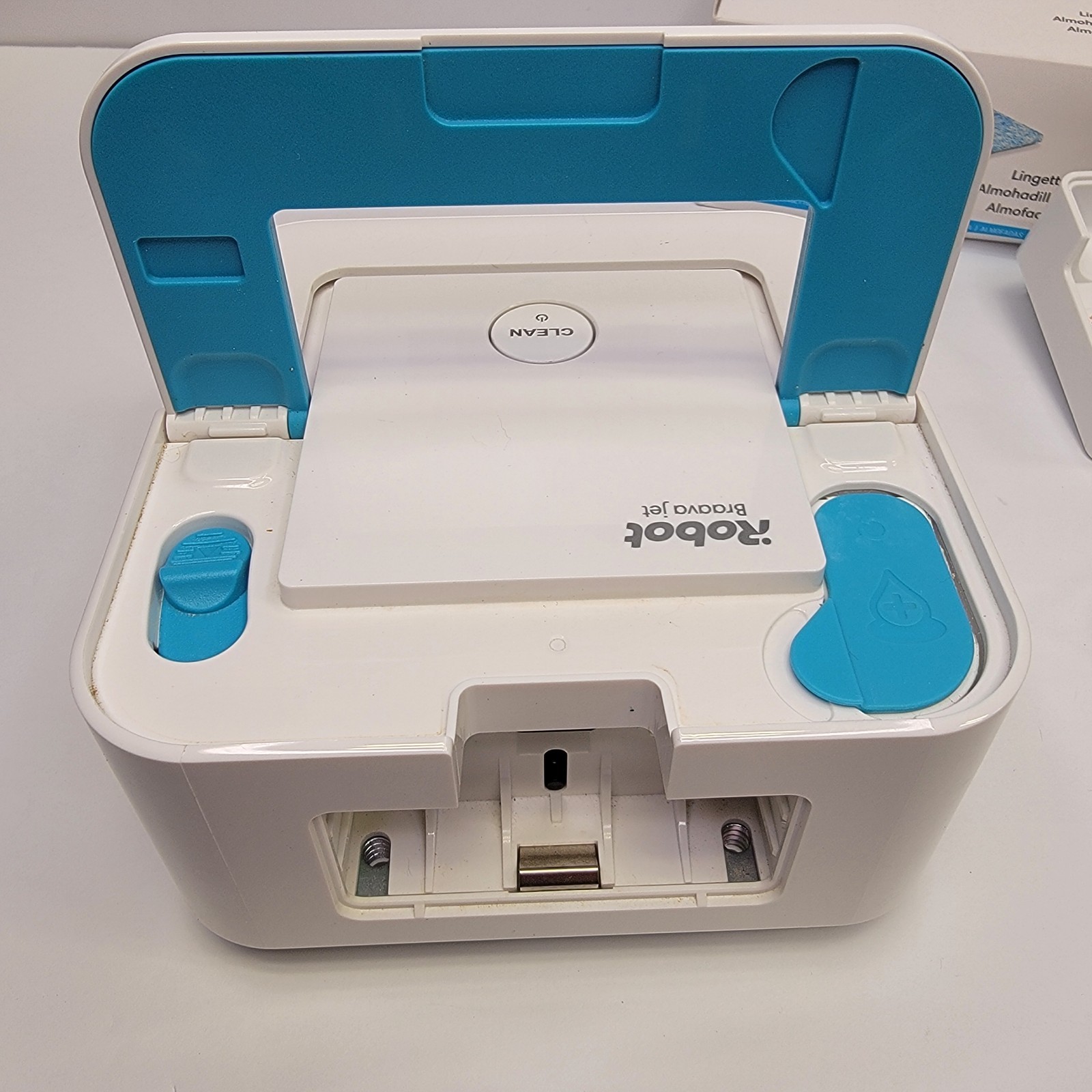 NICE – iRobot Braava Jet 240 Robot Mop Wet/Damp/Dry WITH Pads Battery & Charger