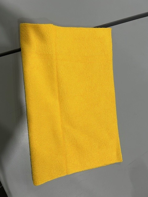YELLOW – GENERIC YELLOW 16″ BY 12″ WASH CLOTH