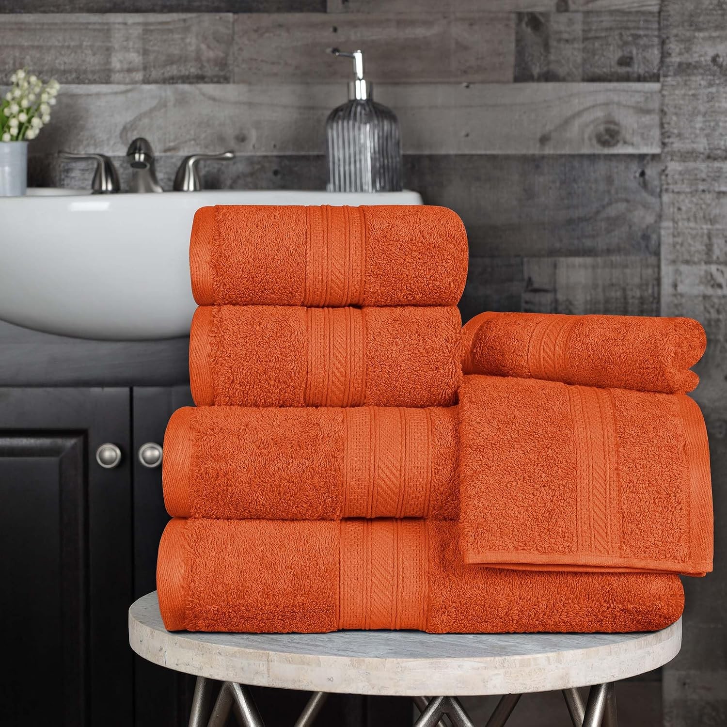 Superior 700 GSM Long Staple 100% Combed Cotton, Durable, Plush and Absorbent