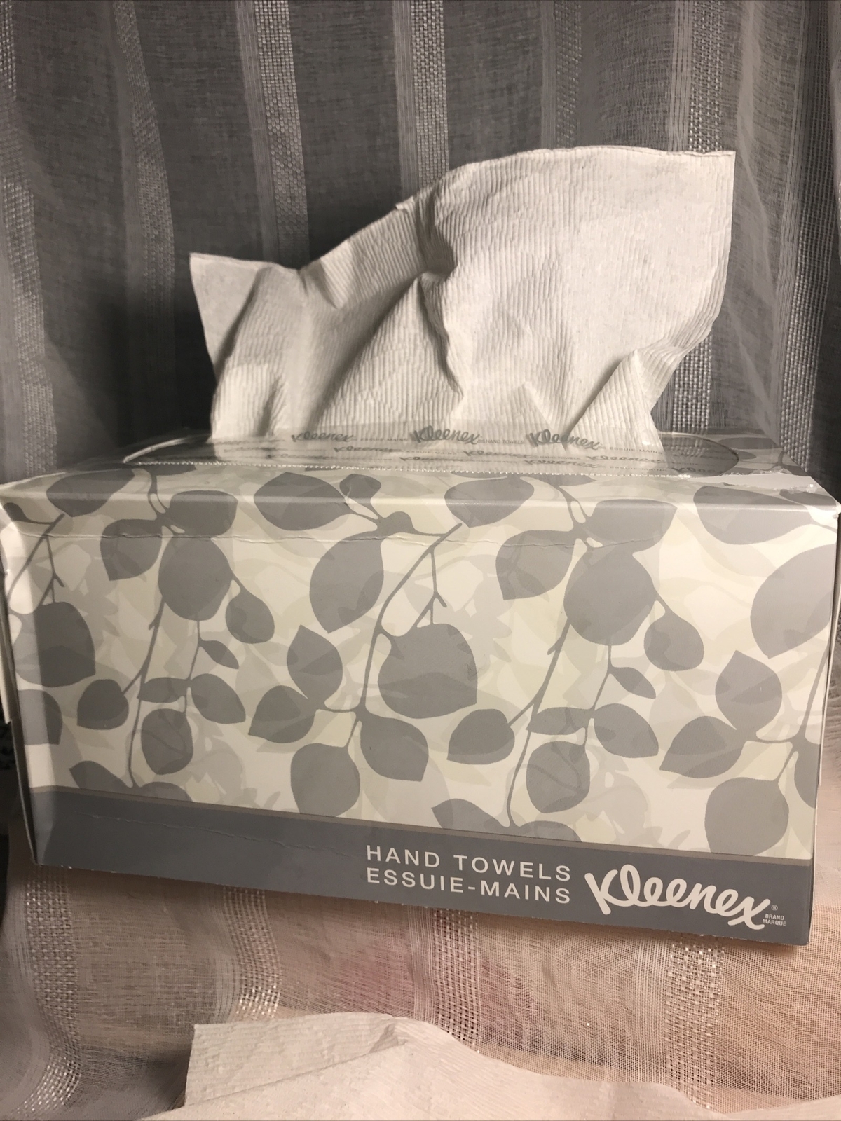 Kleenex Hand Towels POP-UP Disposable 9 x 10.5 Hygienic Paper Towel 120/Box NEW