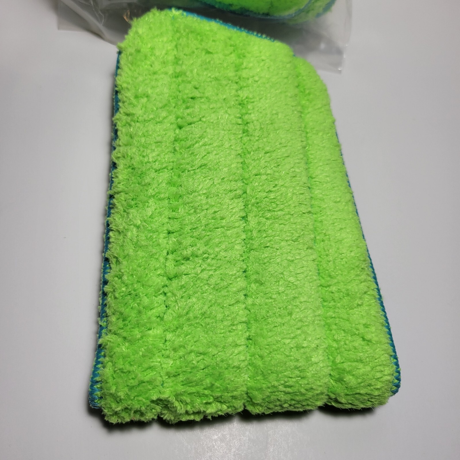 Homevative (4 in a pack) Spray Mop Replacement Pads(4.5X14/15 inch)