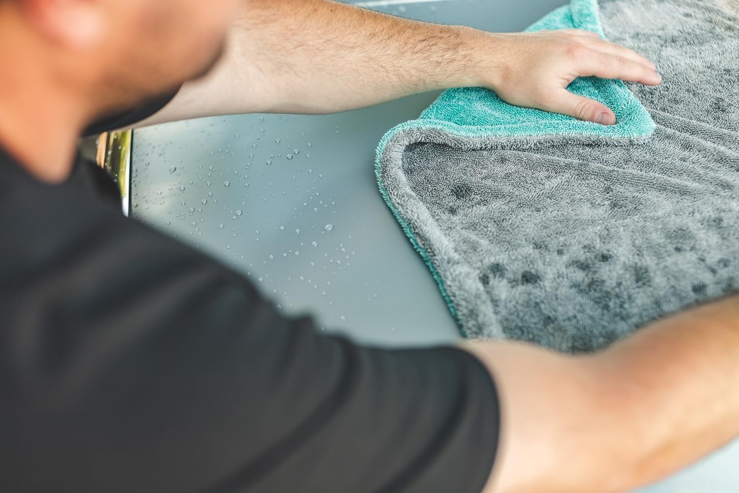 The Liquid8r – Absorbent 70/30 Blend Microfiber Drying Towel for Cars, Trucks…