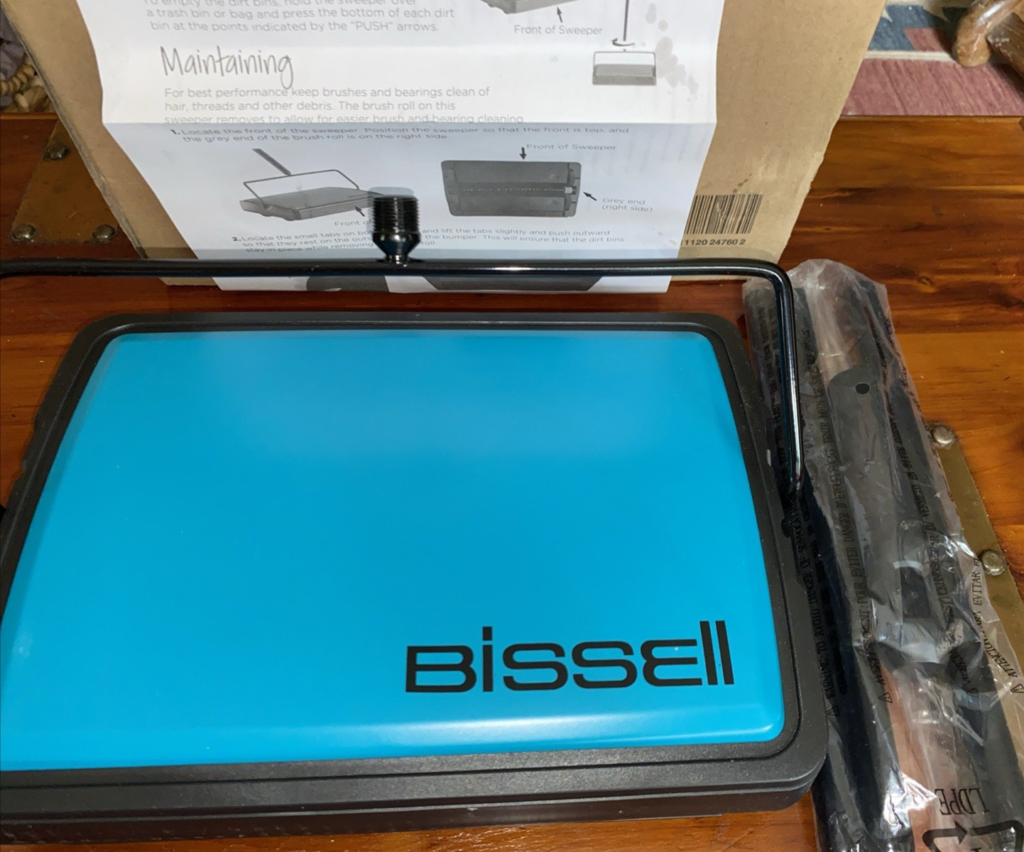 Bissell Easy Sweep Compact Manual Carpet Sweeper Teal Series 2484 NEW Open Box