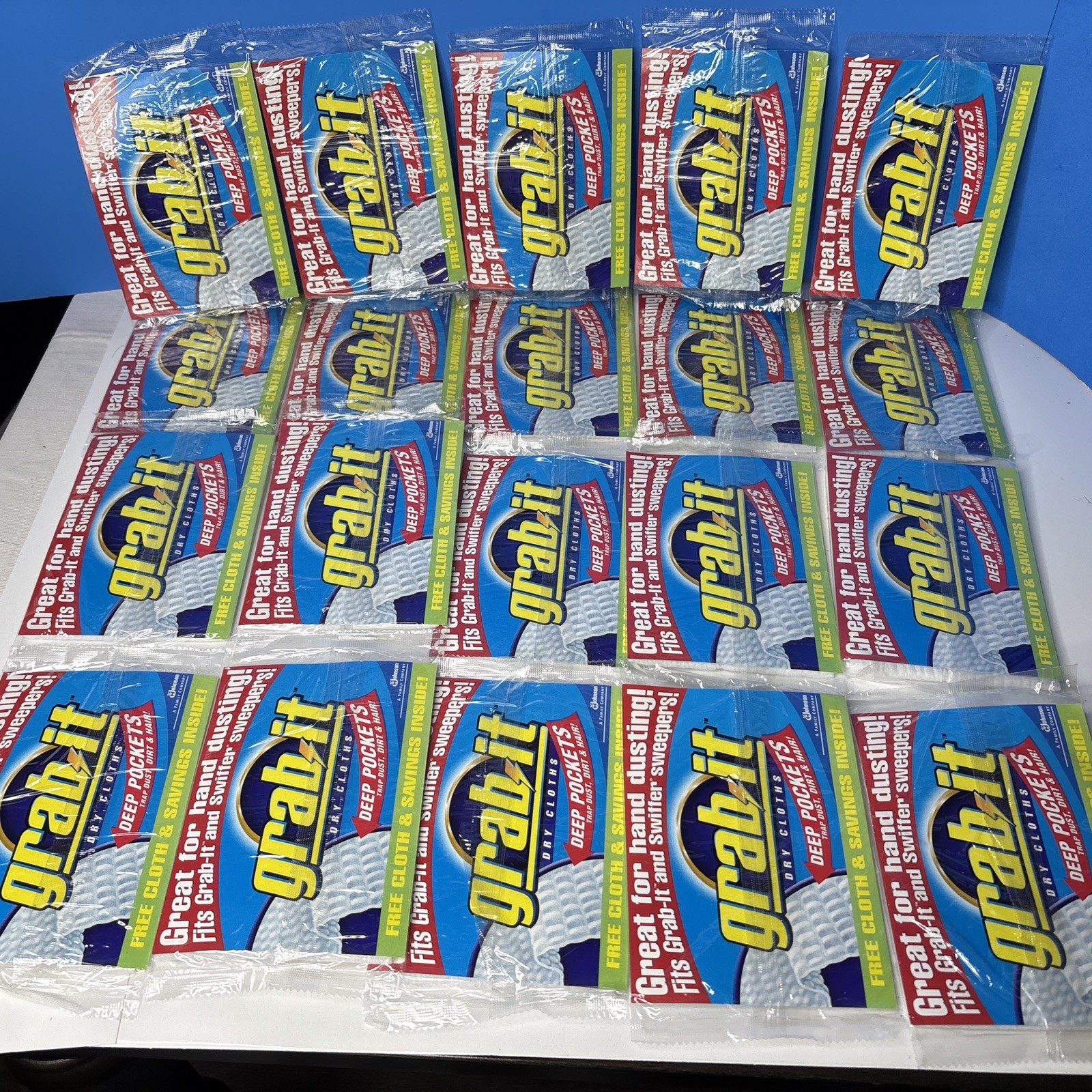 Pledge Grab It Dust Allergen Dry Cloths Unscented 20 New Discontinued FREE SHIP